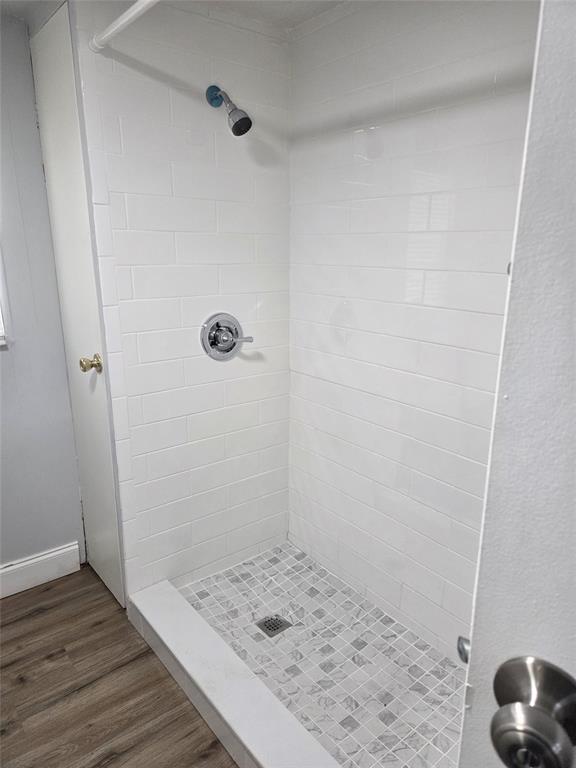 2050 Southwest 83rd Terrace Davie, FL 33324 - Photo 21 of 30 a view of bathroom