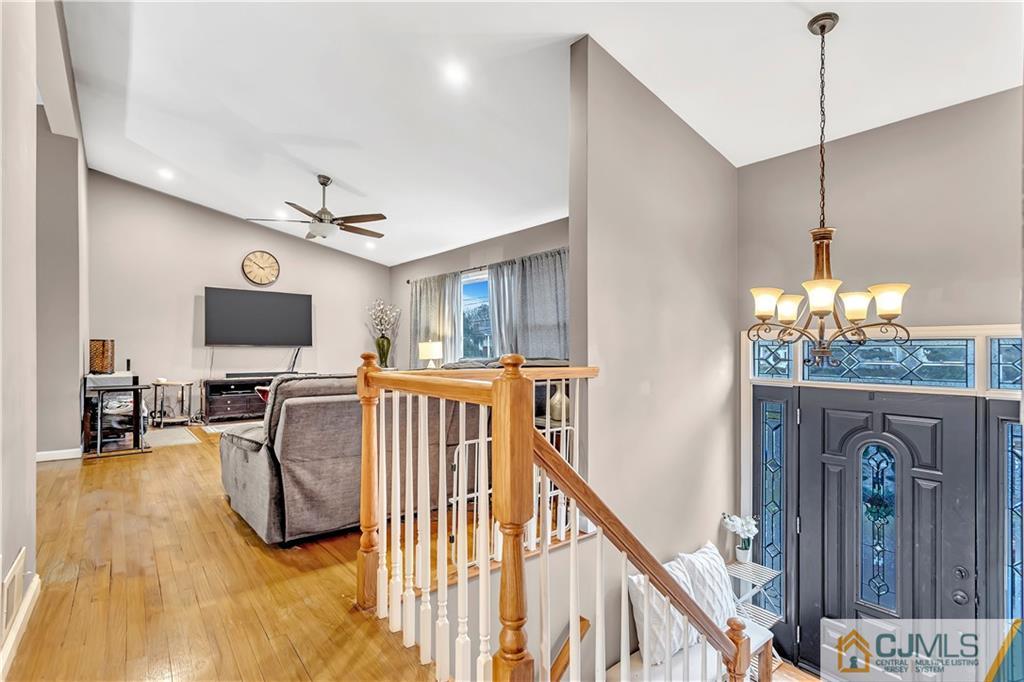 10 Harmon Road Edison, NJ 08837 - Photo 24 of 35