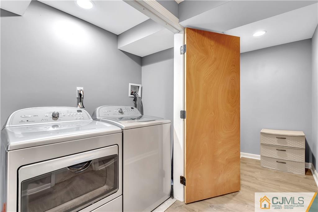 10 Harmon Road Edison, NJ 08837 - Photo 27 of 35
