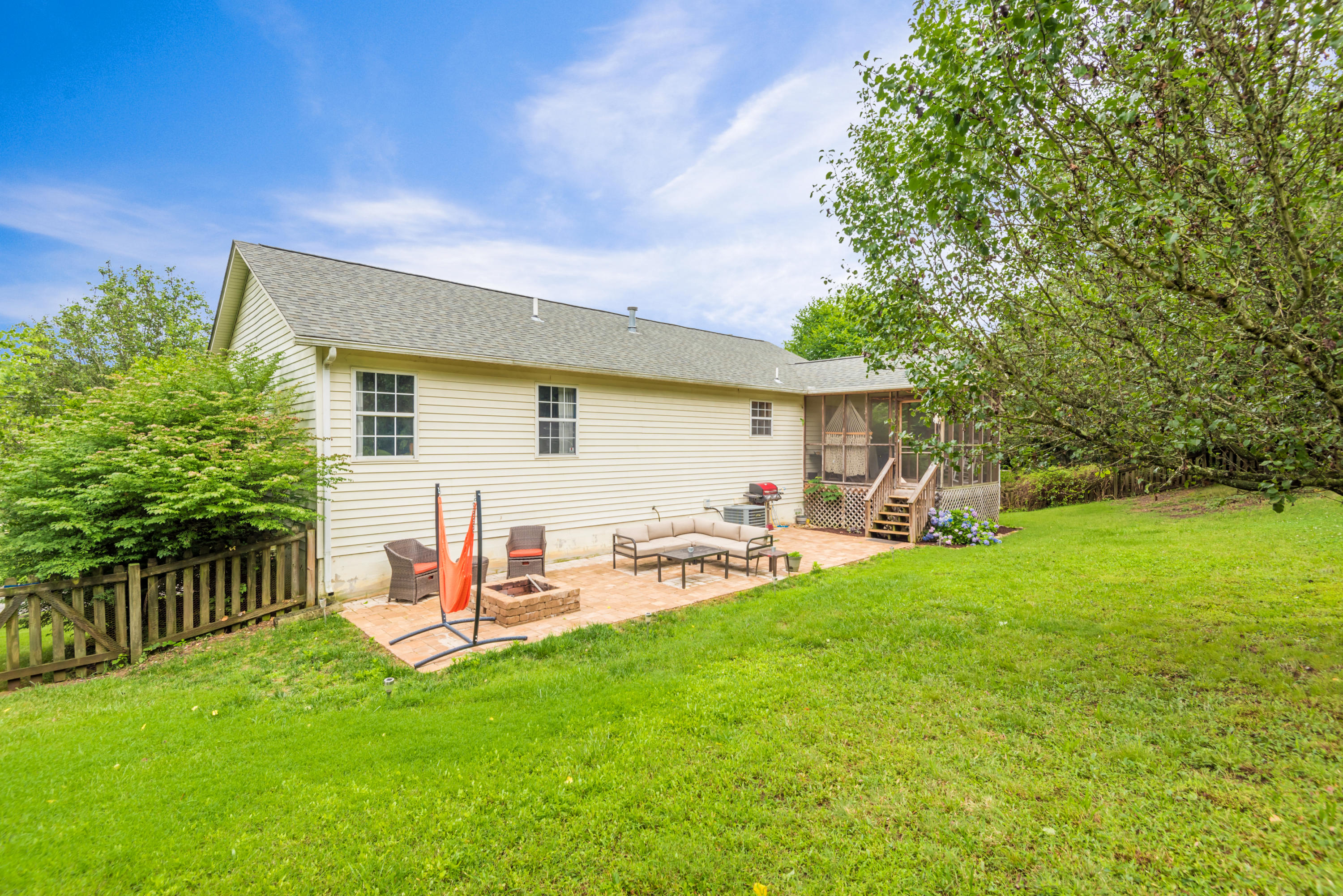 2221 Windbrook Road Knoxville, TN 37923 - Photo 35 of 39 2221WindbrookRd2-10