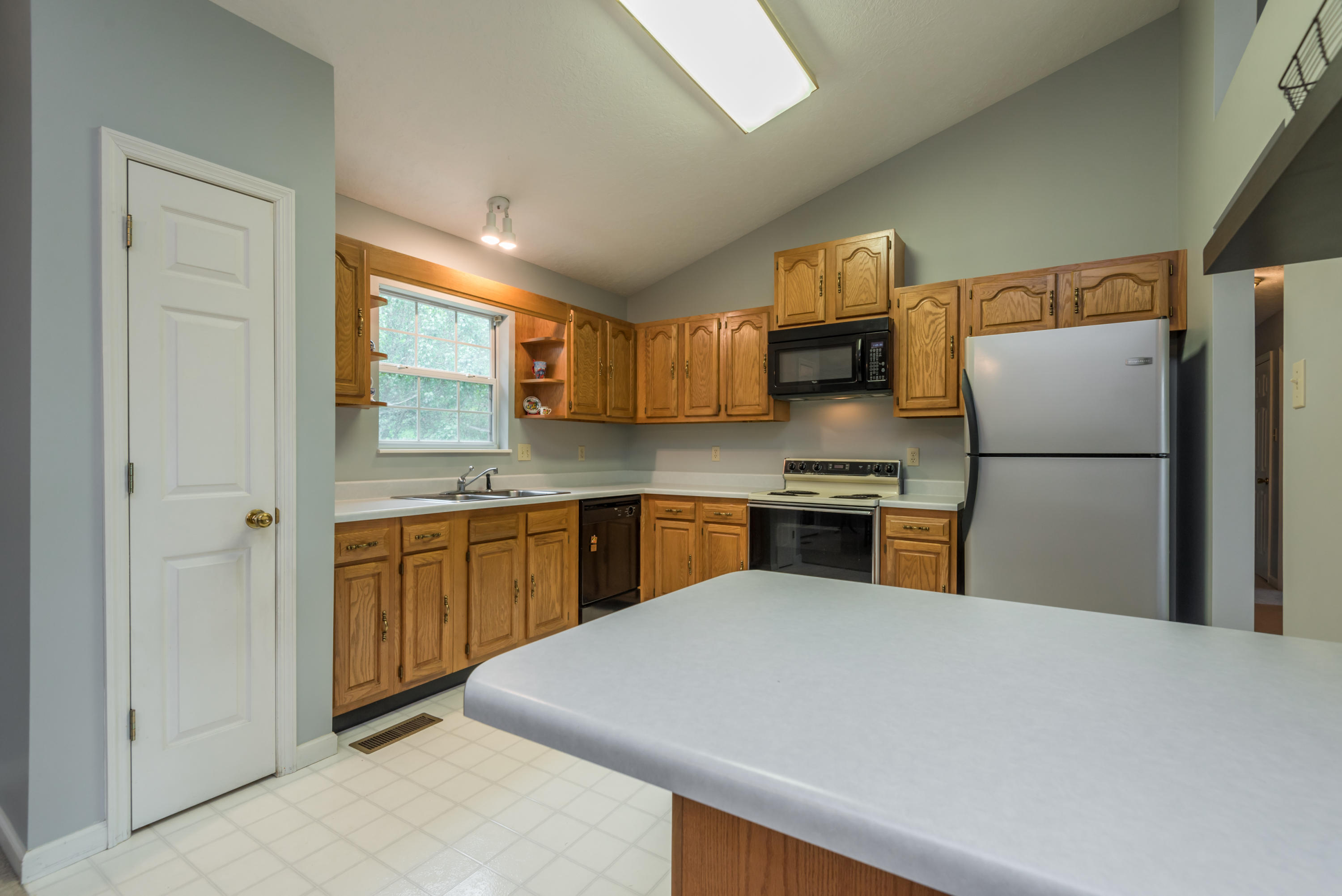 2221 Windbrook Road Knoxville, TN 37923 - Photo 10 of 39 2221WindbrookRd-16