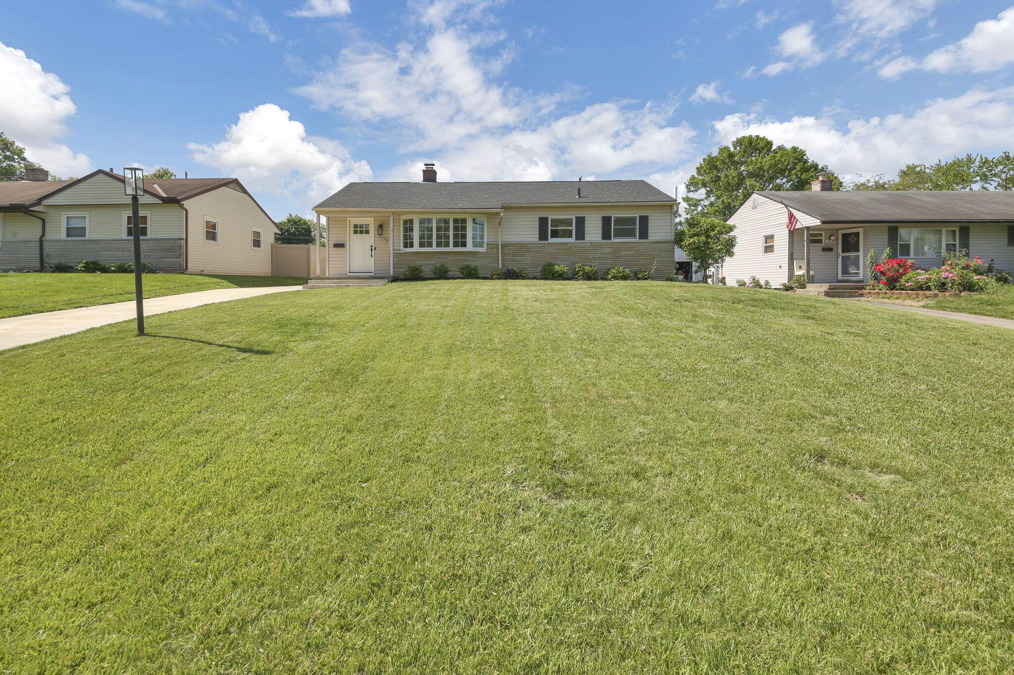 2731 Nottingham Road Columbus, OH 43221 - Photo 45 of 52 54-web-or-mls-5D9A4749