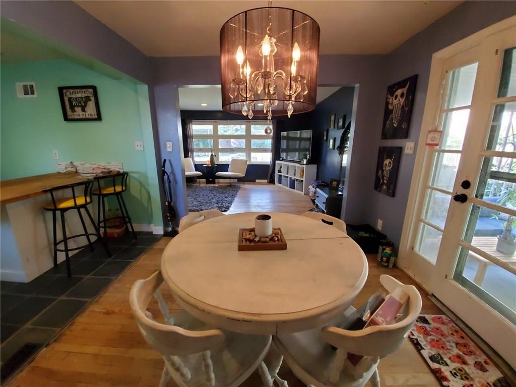 5503 Rippey Place Pittsburgh, PA 15206 - Photo 11 of 17 Gallery Image 11