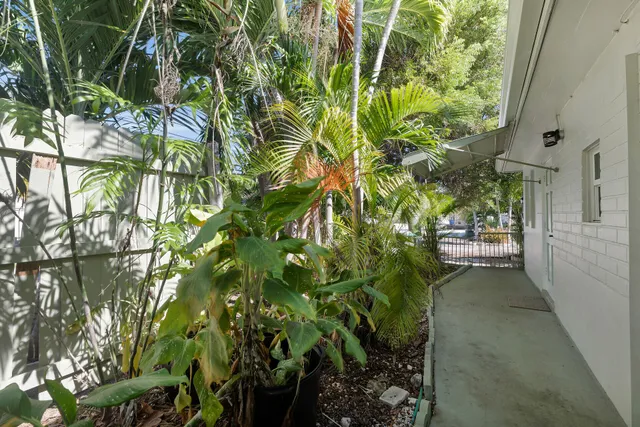 $735,000 | 30920 Baileys Lane, Big Pine Key, FL 33043