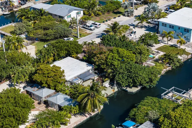 $735,000 | 30920 Baileys Lane, Big Pine Key, FL 33043
