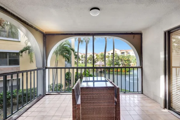 $2,900 | 600 Uno Lago Drive, Unit 205, Juno Beach, FL 33408