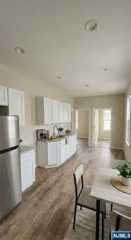 $1,900 | 518-520 East 23rd Street, Unit 1R, Paterson, NJ 07514