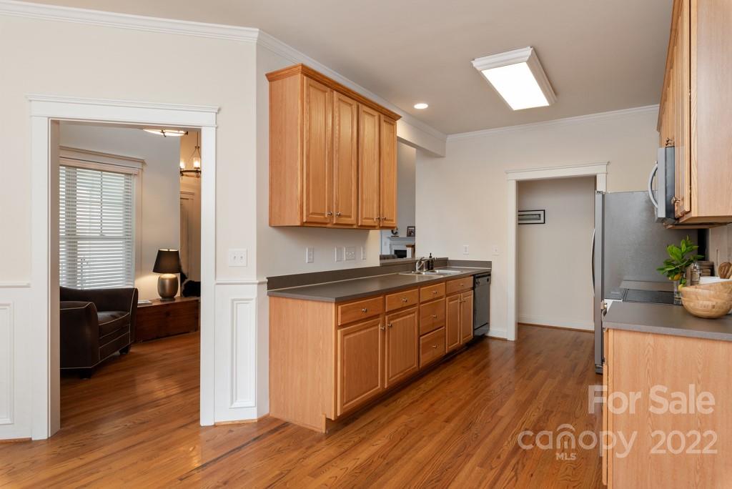 7332 Cascading Pines Drive Tega Cay, SC 29708 - Photo 12 of 36 Gallery Image 12
