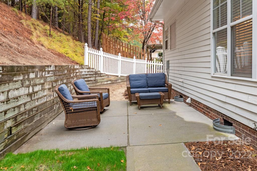 7332 Cascading Pines Drive Tega Cay, SC 29708 - Photo 31 of 36 Gallery Image 31