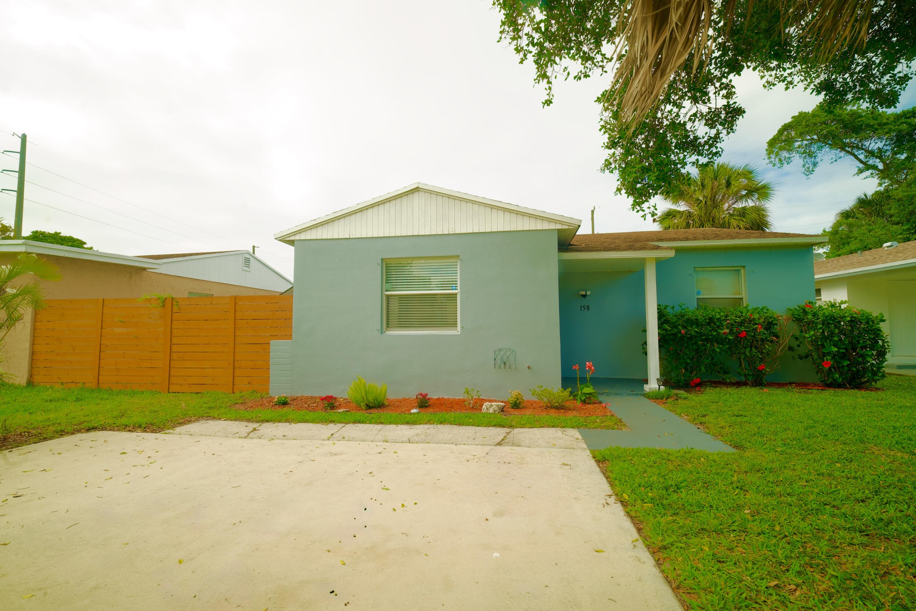 158 West 25th Street Riviera Beach, FL 33404 - Photo 24 of 24 DSC00304
