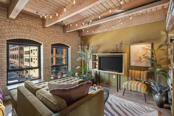 $3,500 | 404 North Washington Avenue, Unit 306, Minneapolis, MN 55401