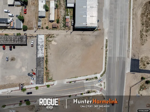 $550,000 | 935 West Yellowstone Highway, Casper, WY 82601