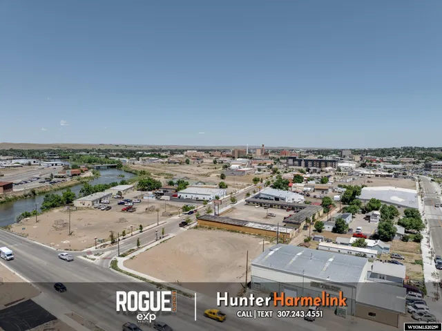 $550,000 | 935 West Yellowstone Highway, Casper, WY 82601