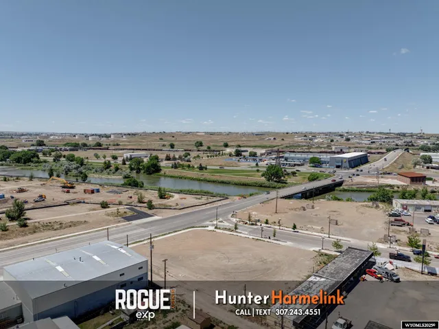 $550,000 | 935 West Yellowstone Highway, Casper, WY 82601