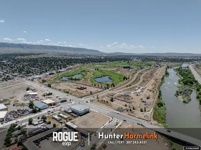 $550,000 | 935 West Yellowstone Highway, Casper, WY 82601