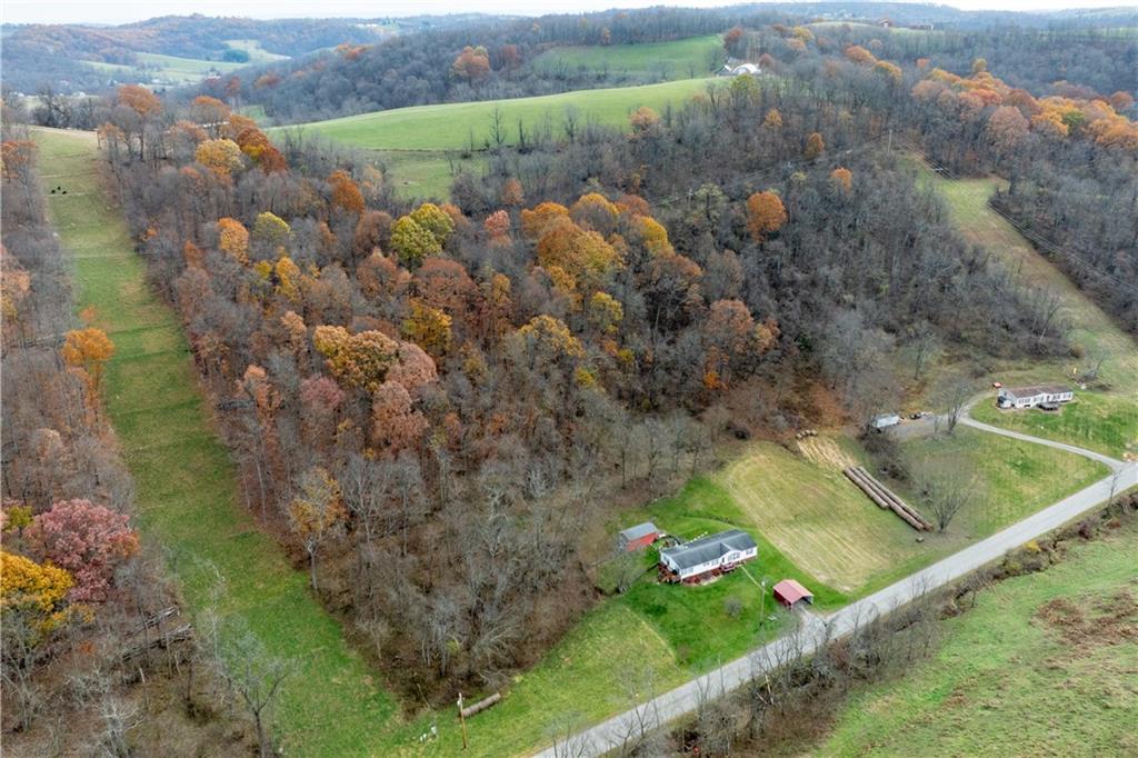 452 Sugar Run Road Waynesburg, PA 15370 - Photo 1 of 6