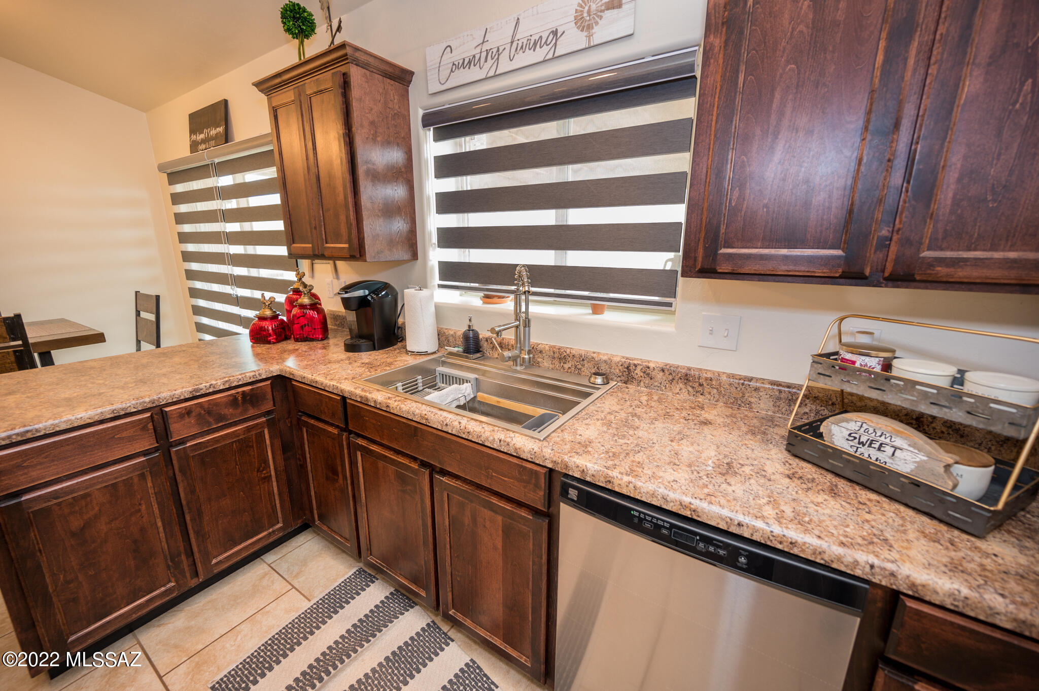 139 Calle Tiburon Rio Rico, AZ 85648 - Photo 19 of 46