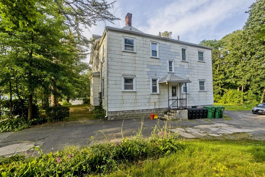 676 Front Street Chicopee, MA 01013 - Photo 26 of 28