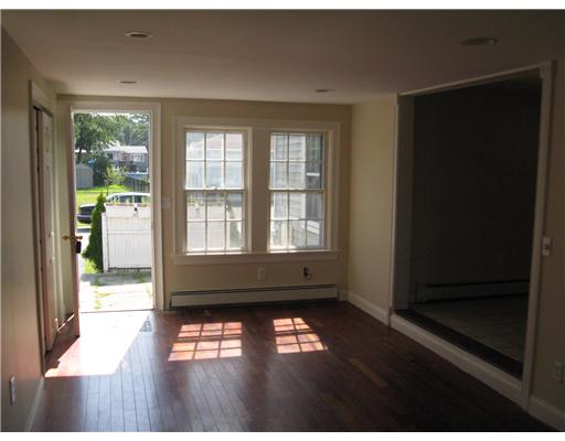 11 Anoka Road Warwick, RI 02889 - Photo 4 of 11 Den/Family/Great Room.