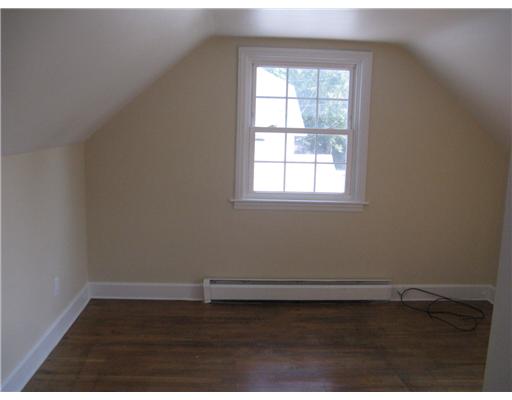 11 Anoka Road Warwick, RI 02889 - Photo 8 of 11 Bedroom.
