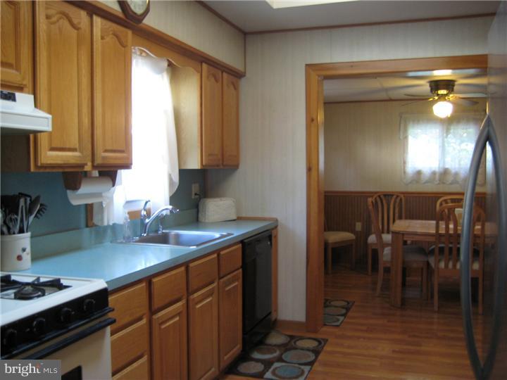 232 Spout Spring Avenue Lumberton, NJ 08048 - Photo 12 of 25 Kitchen