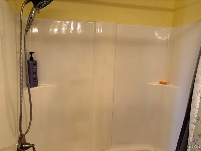 $295,000 | 4783 Haverton Lane, Clay, NY 13090