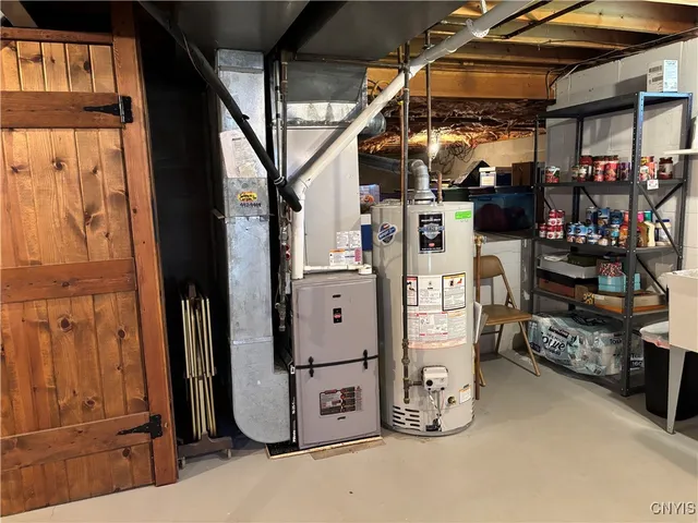 $295,000 | 4783 Haverton Lane, Clay, NY 13090