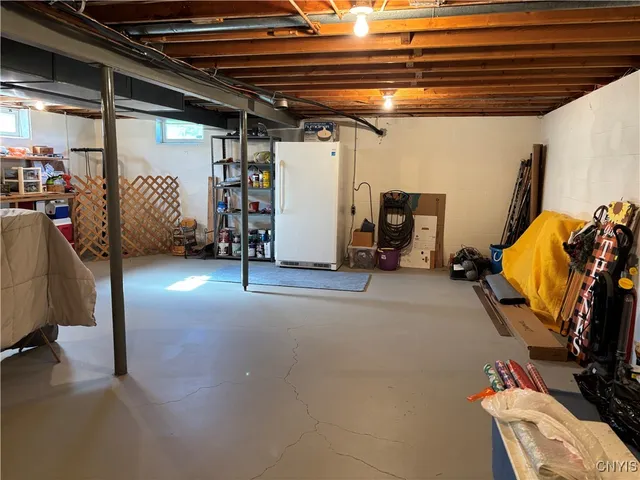 $295,000 | 4783 Haverton Lane, Clay, NY 13090