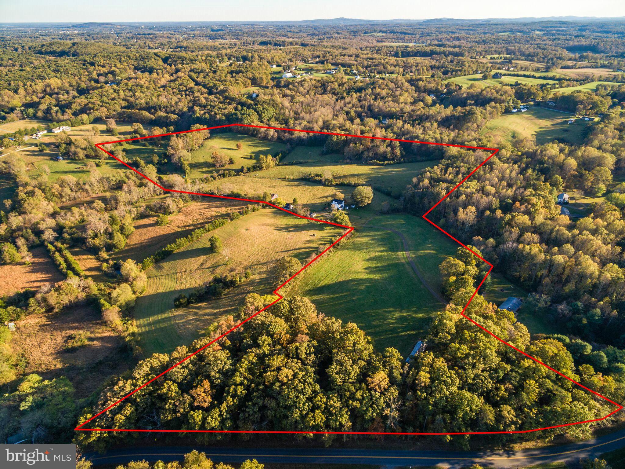 13173 Scotts Mill Road Culpeper, VA 22701 - Photo 2 of 19 View