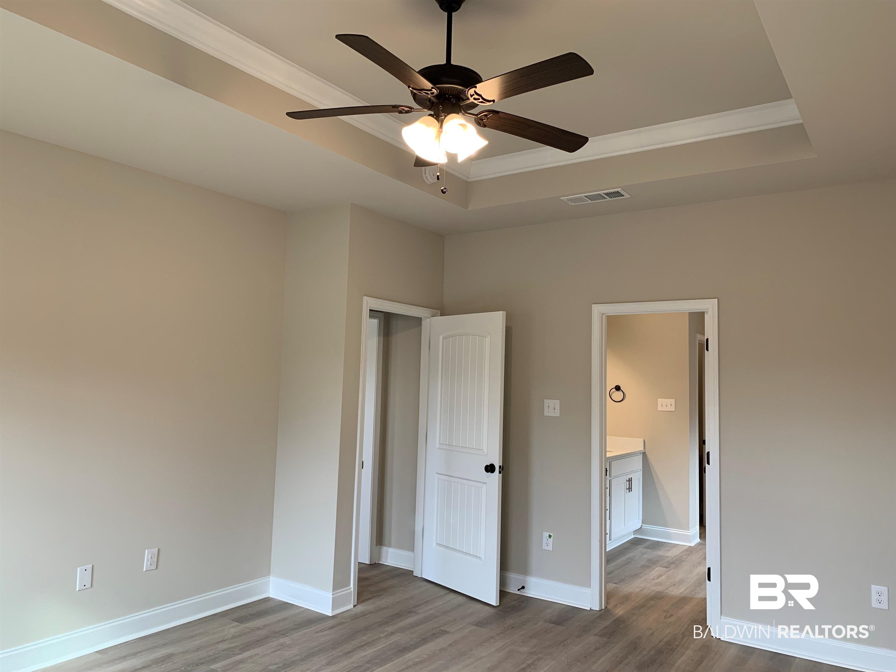 927 Gibson Court Foley, AL 36535 - Photo 4 of 8