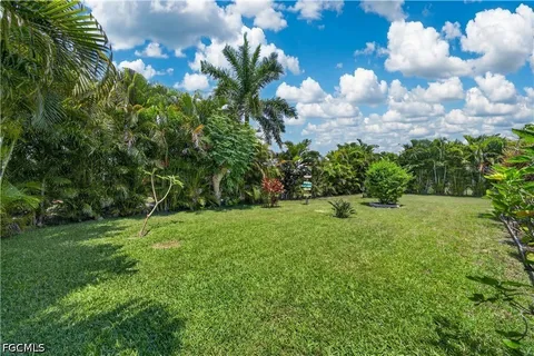 $309,900 | 1407 Southeast 30th Street, Cape Coral, FL 33904