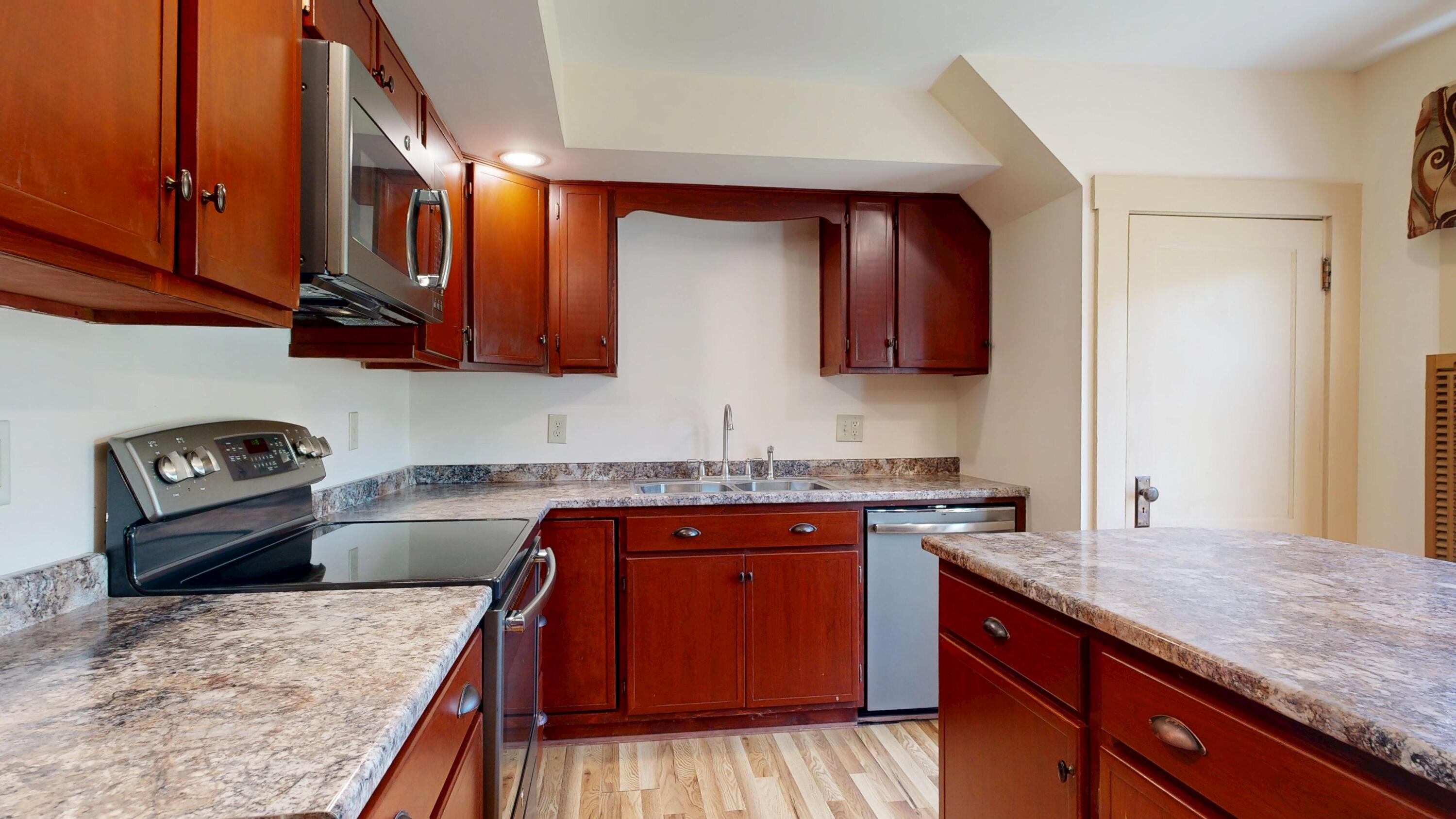 736 Riverside Drive Augusta, ME 04330 - Photo 11 of 59 736-Riverside-Drive-08142025_103935