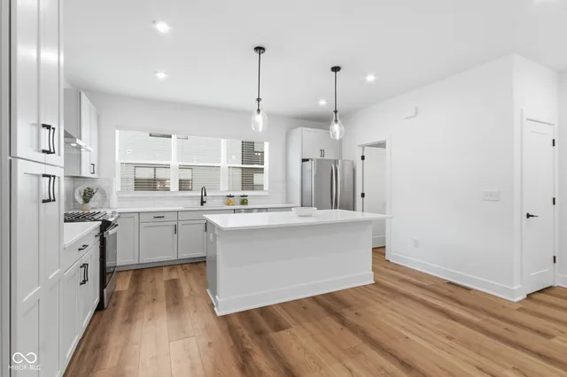 $419,900 | 1312 Colere Place, Indianapolis, IN 46203