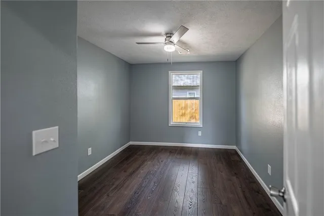 $179,000 | 100 East Bond Street, Monett, MO 65708