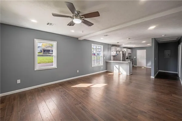 $179,000 | 100 East Bond Street, Monett, MO 65708