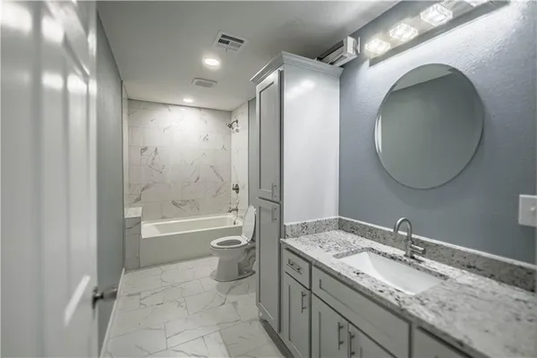 $179,000 | 100 East Bond Street, Monett, MO 65708