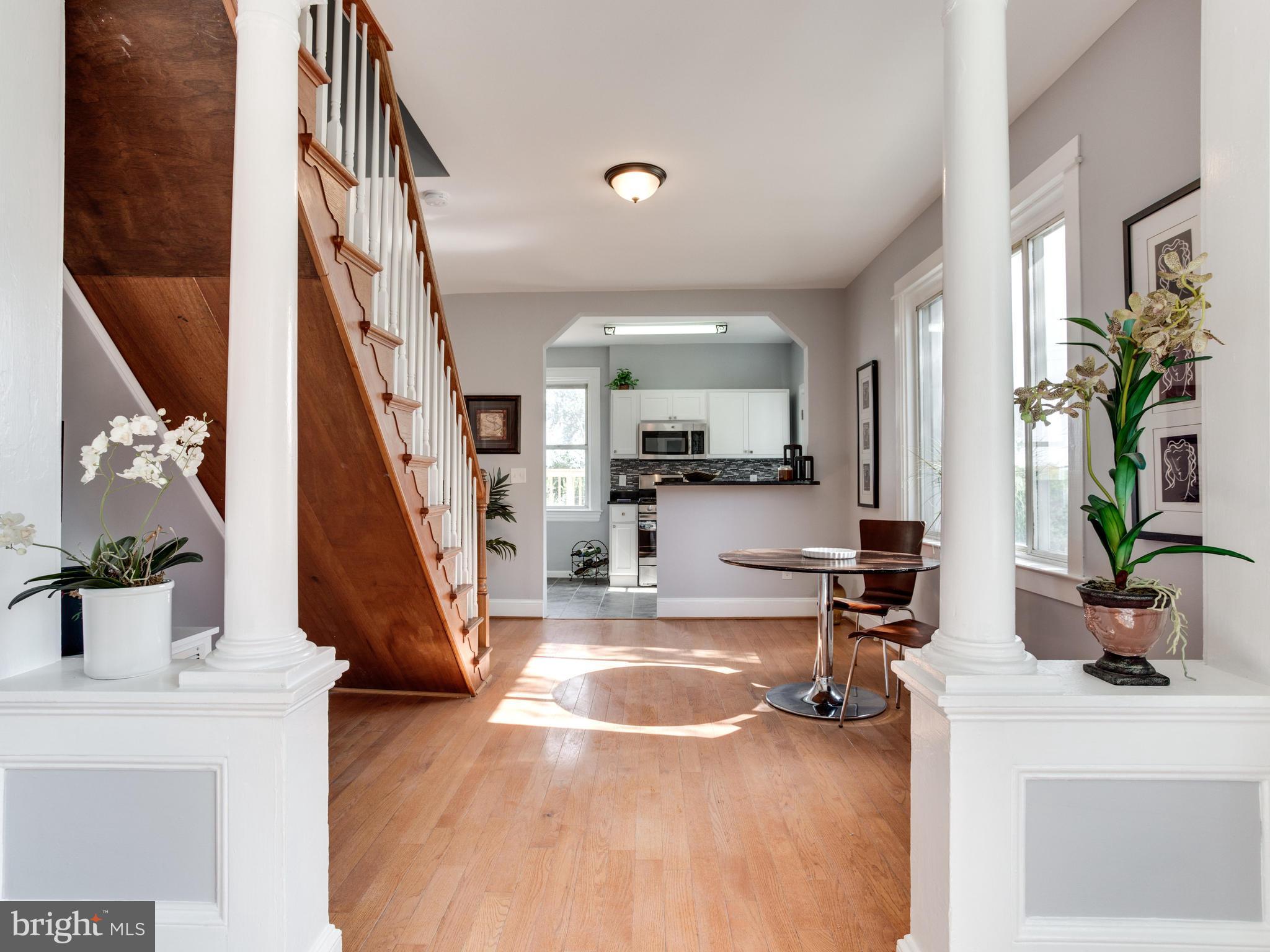 200 West Hilltop Road Baltimore, MD 21225 - Photo 7 of 30 Charming Details