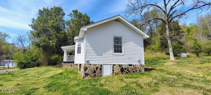 1421 Garrison Road Dayton, TN 37321 - Photo 10 of 10 right side