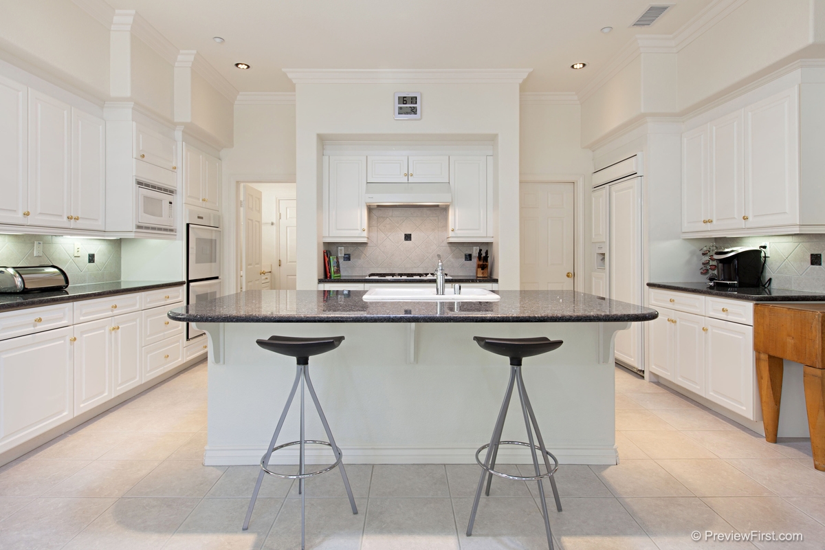 1450 Ravean Court Encinitas, CA 92024 - Photo 9 of 25