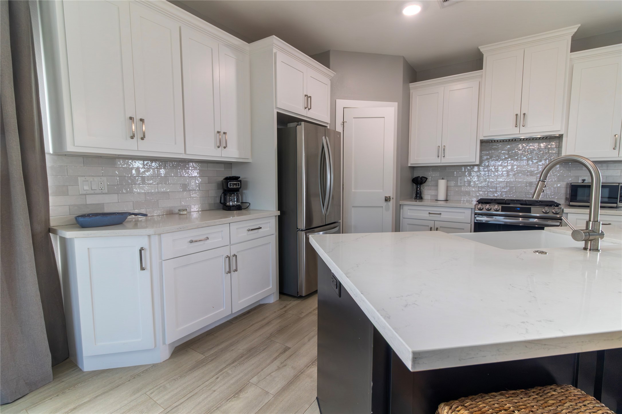 809 Todville Road Seabrook, TX 77586 - Photo 6 of 43