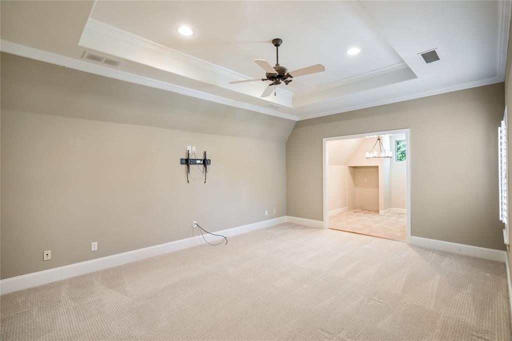 5116 Meadowside Lane Plano, TX 75093 - Photo 36 of 36 en empty room with windows and ceiling fan