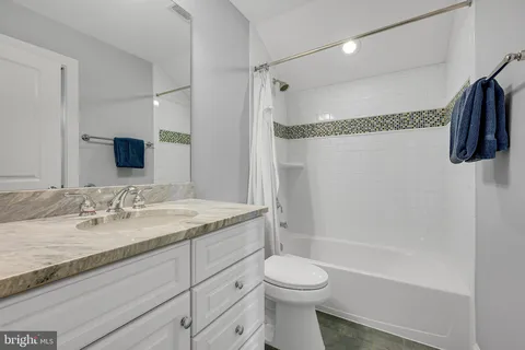 $2,425,000 | 6021 Landon Lane, Bethesda, MD 20817