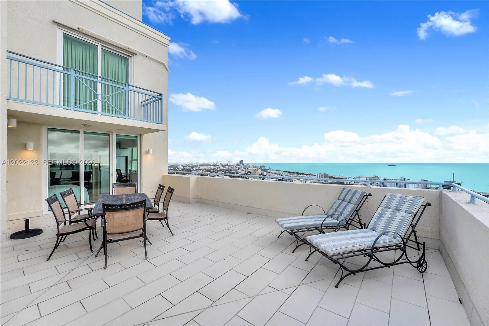 90 Alton Road, Unit PH3203 Miami Beach, FL 33139 - Photo 10 of 30
