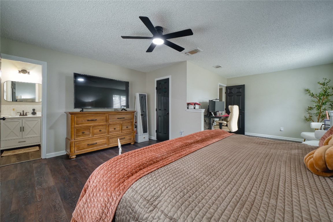 5402 Sherrylee Lane Spring, TX 77373 - Photo 17 of 24