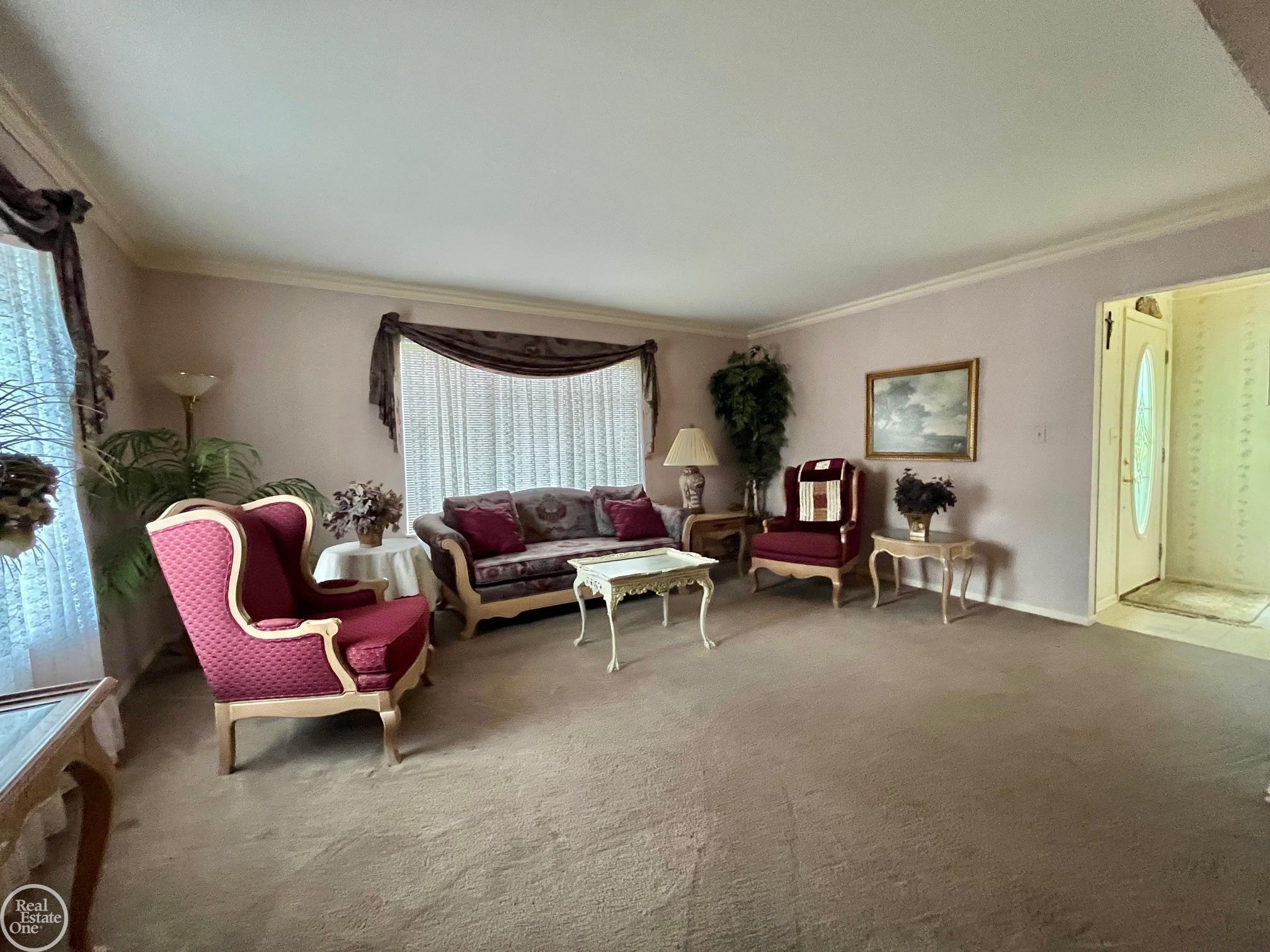 54925 Ridge Road New Baltimore, MI 48047 - Photo 10 of 32 50173704-78d8675d-0ef4-4bf9-9650-c3b1c94686e4.JPG