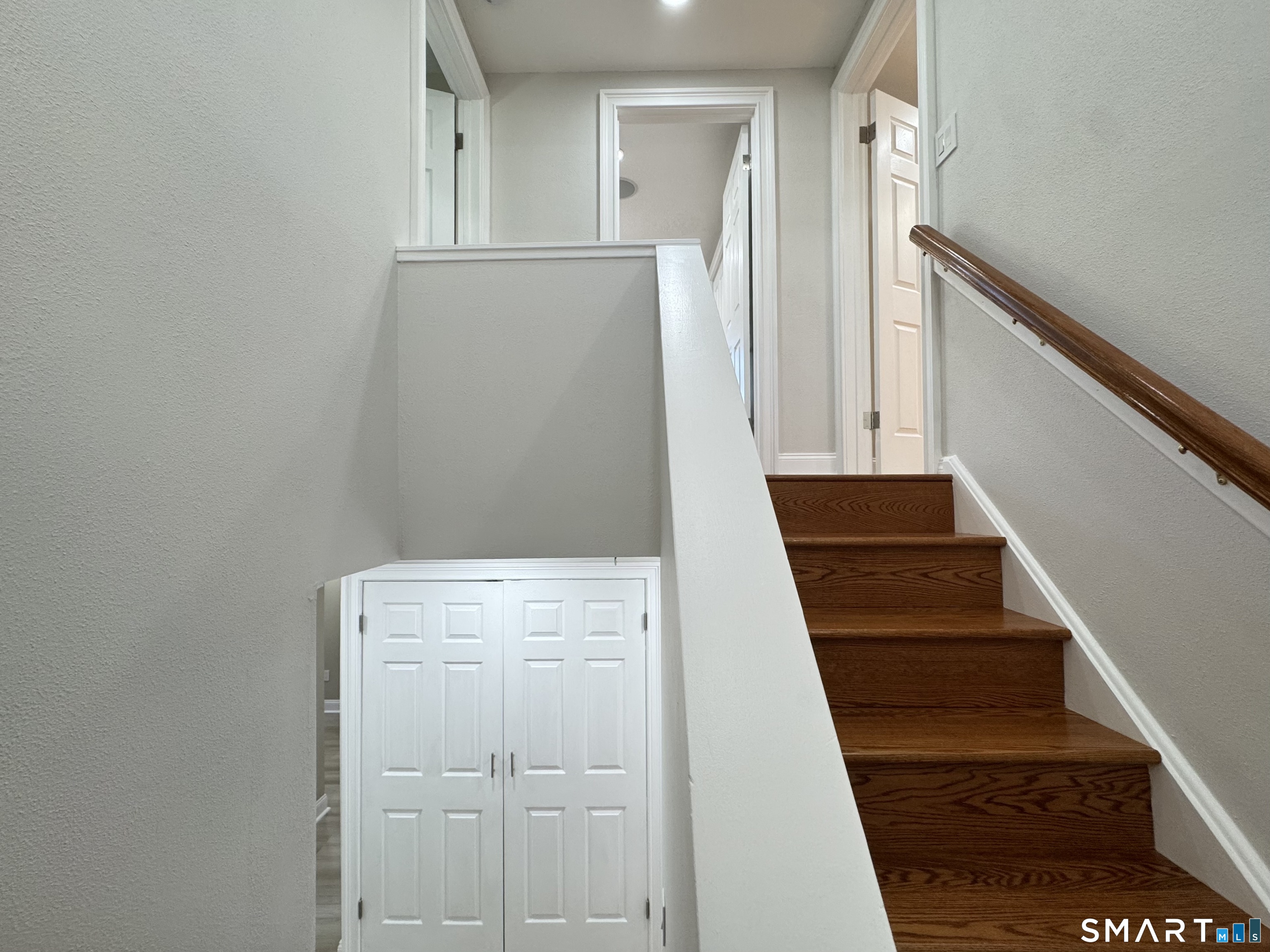 2 Highland Square, Unit 2 Avon, CT 06001 - Photo 20 of 40 a view of entryway