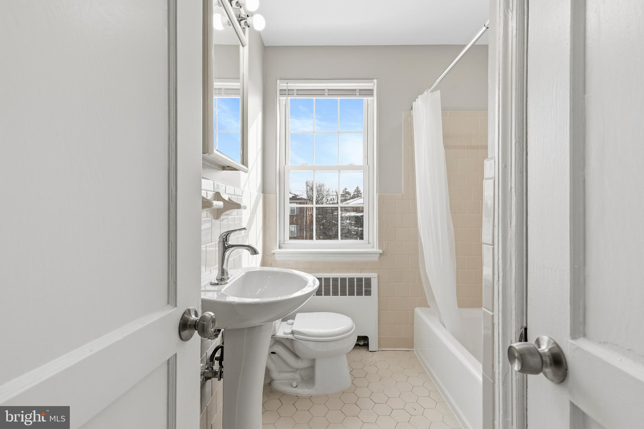 8556 Willow Oak Road Baltimore, MD 21234 - Photo 16 of 21