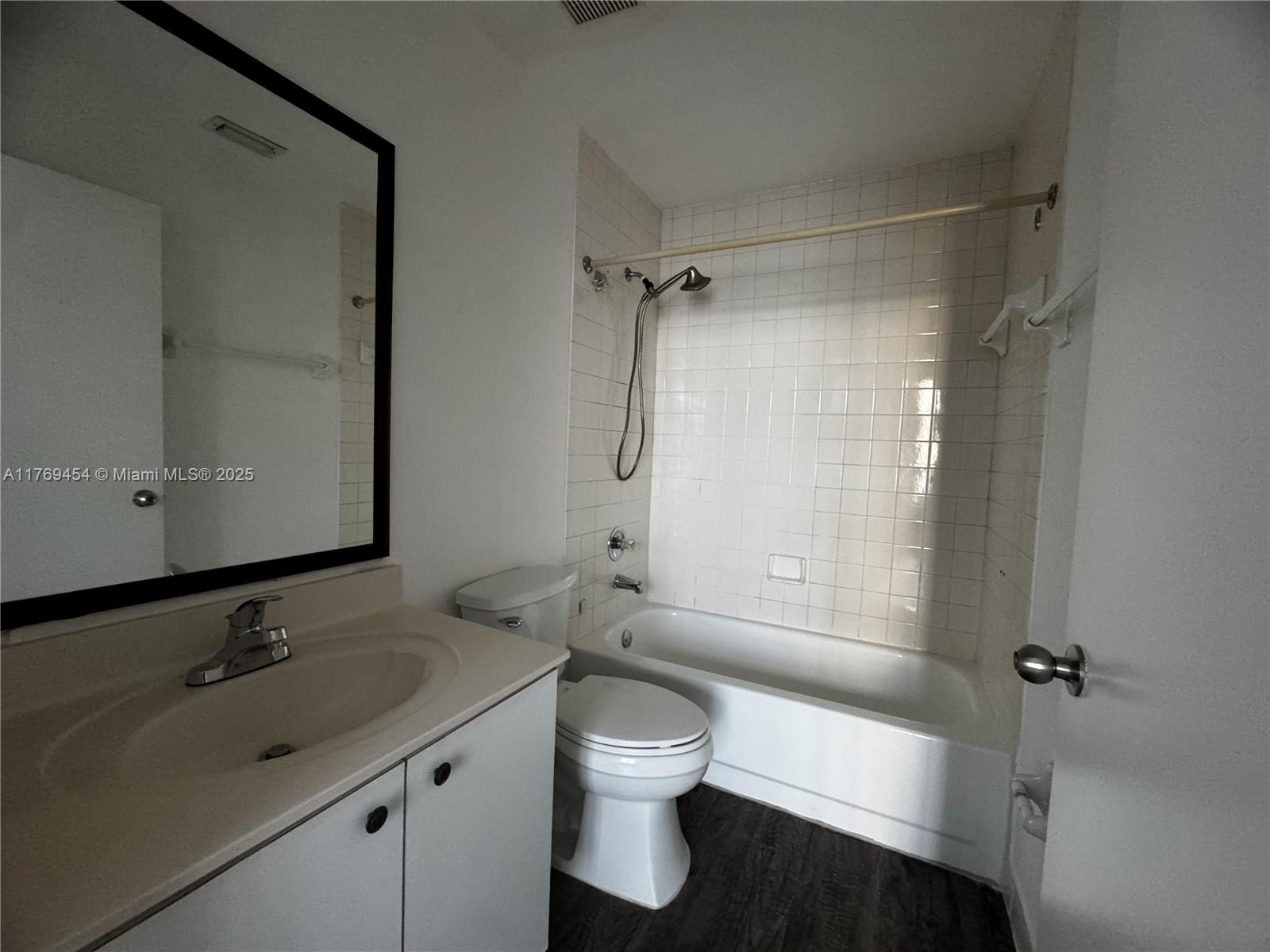 7420 West 20th Avenue, Unit 237 Hialeah, FL 33016 - Photo 19 of 29 Master Bathroom