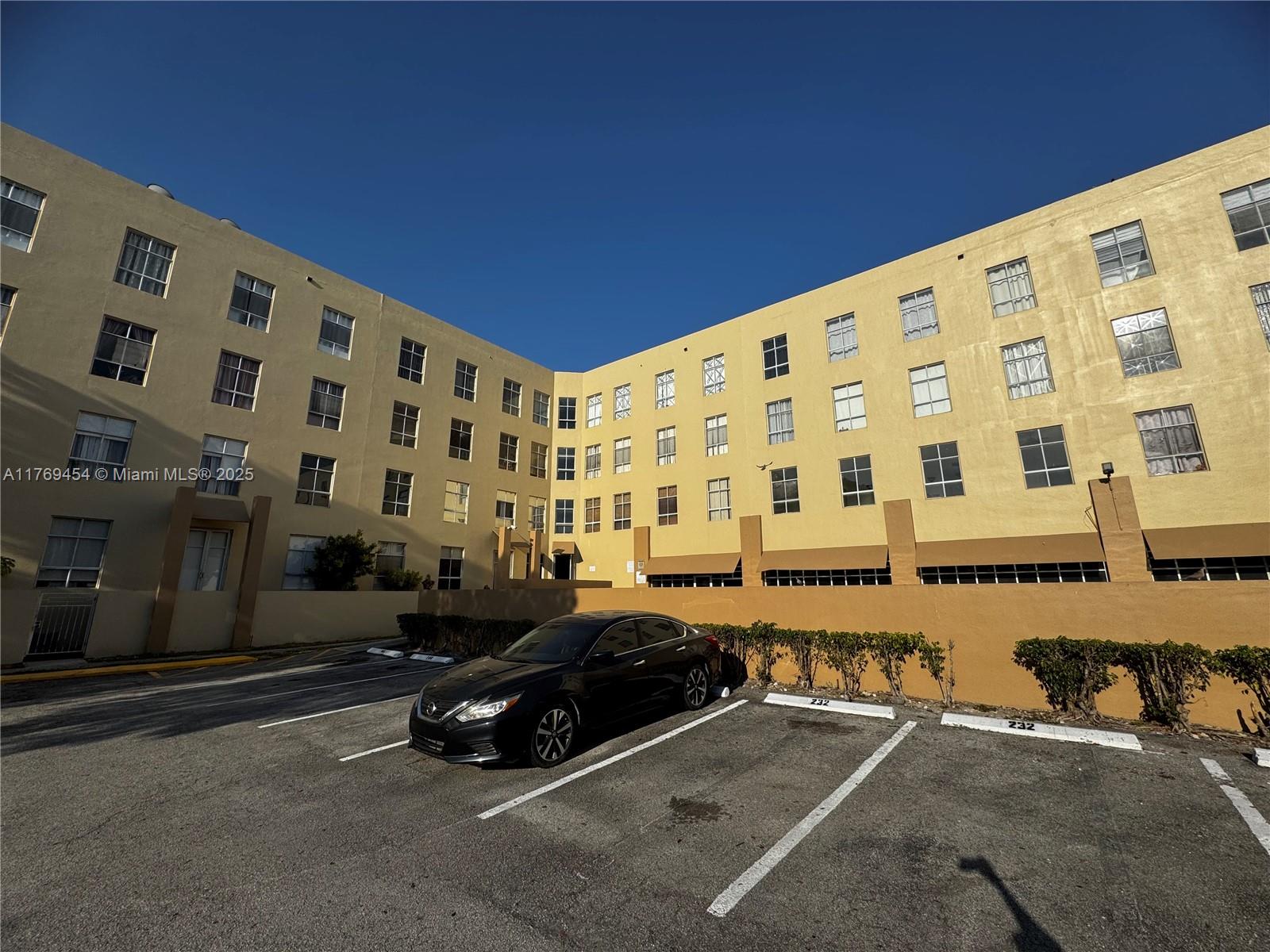 7420 West 20th Avenue, Unit 237 Hialeah, FL 33016 - Photo 26 of 29