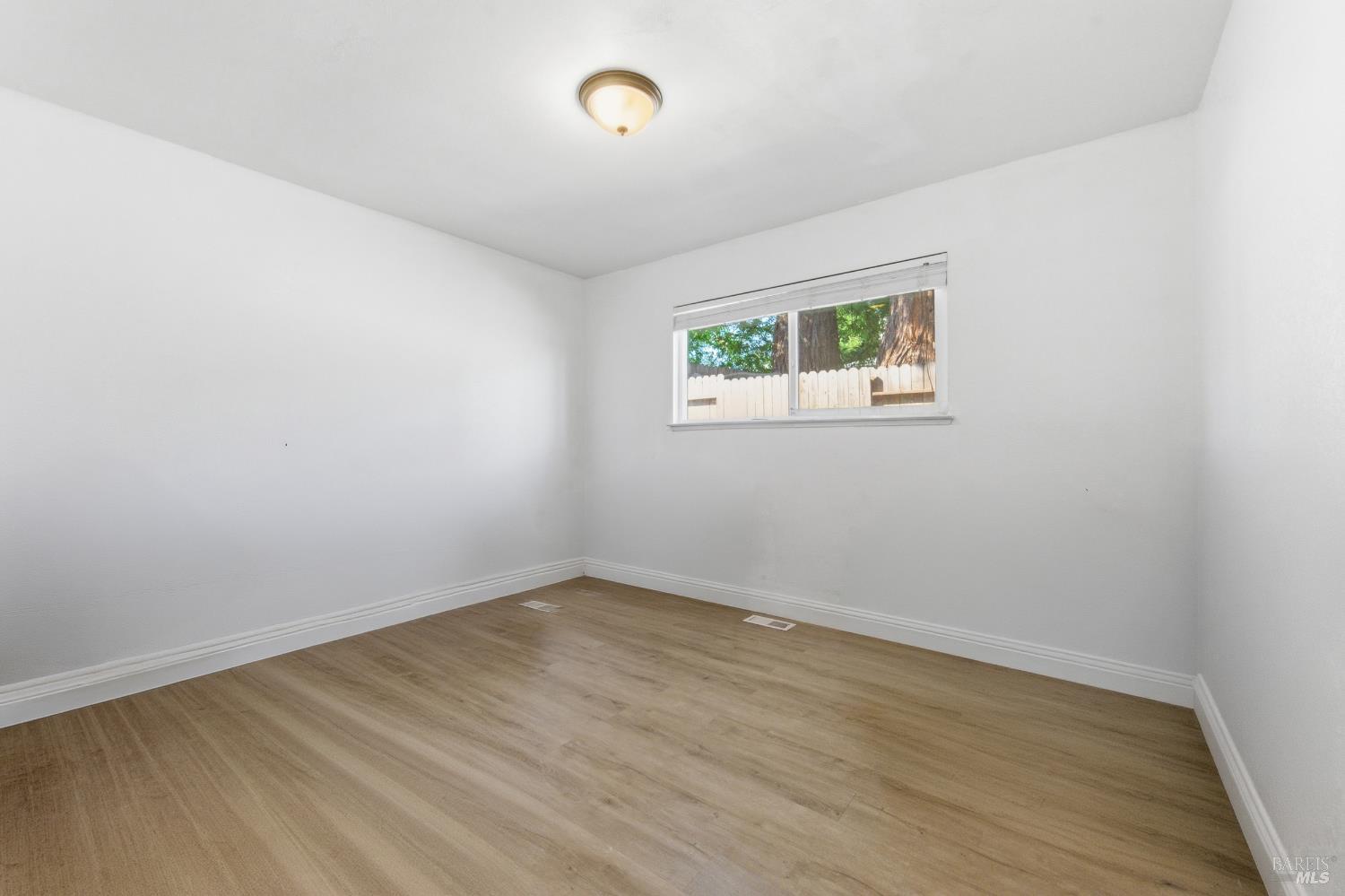 5174 Blank Road Sebastopol, CA 95472 - Photo 18 of 48 an empty room with a window
